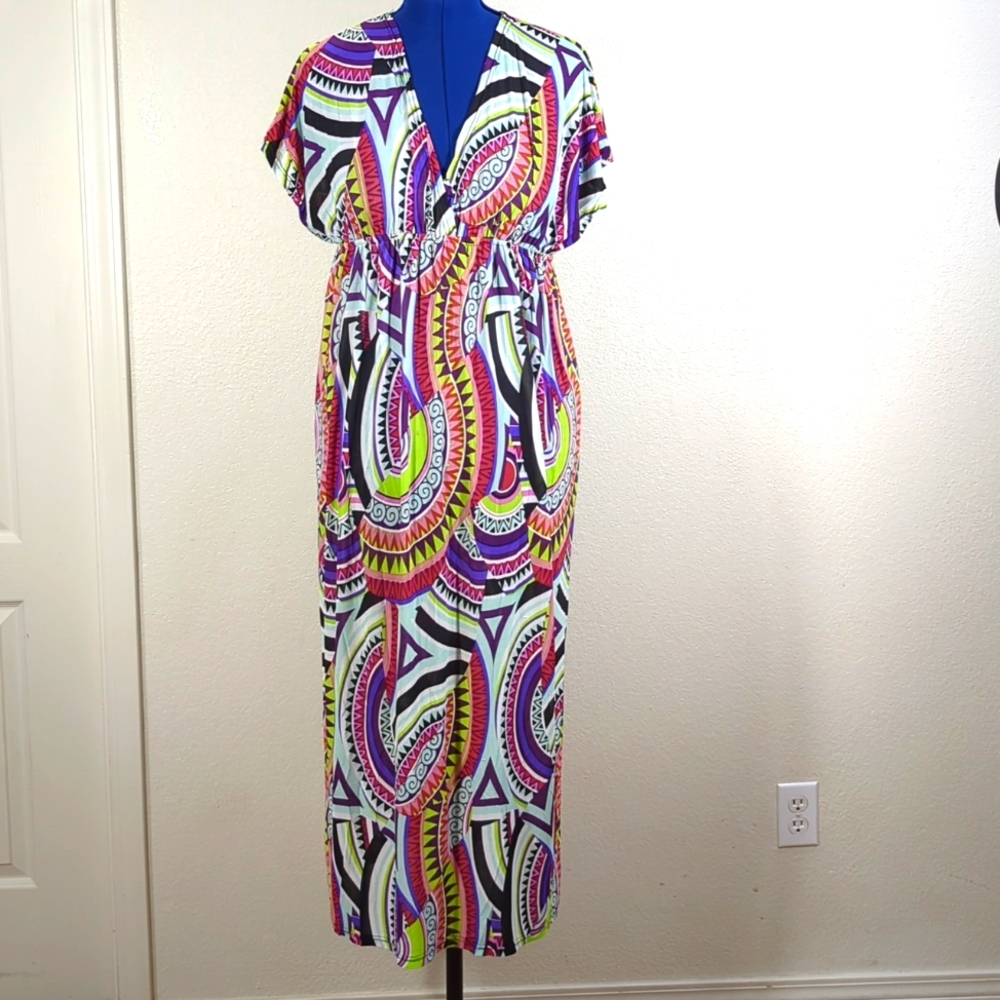 Tropical maxi dress OS NWOT S-XL